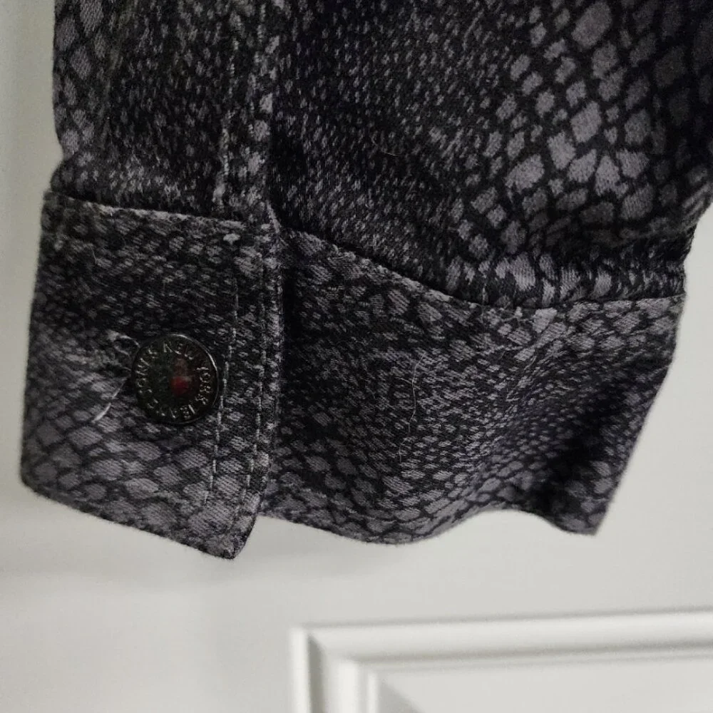 Jones of New York Jacket - Black & Gray Snakeskin Print - Size XL - Picture 10 of 13